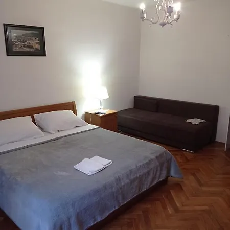 Damjan Rum i privatbostad Split