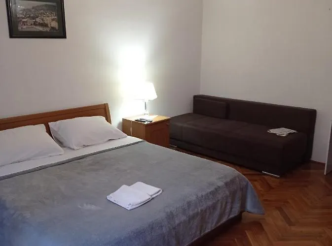 Damjan Rum i privatbostad Split