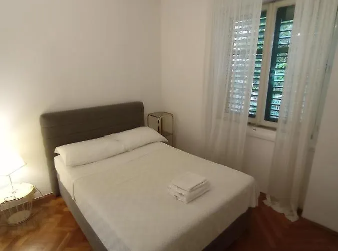 Damjan Rum i privatbostad