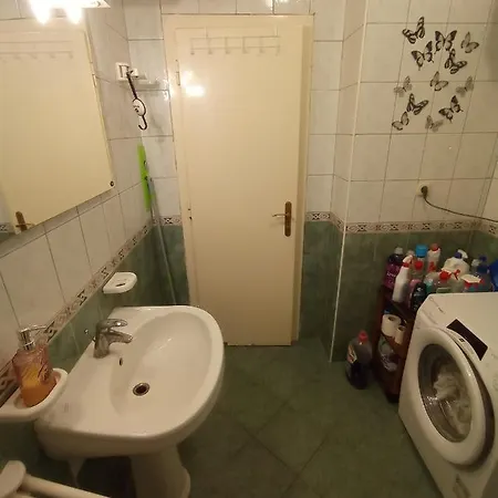 Damjan Quarto em Acomodações Particulares *